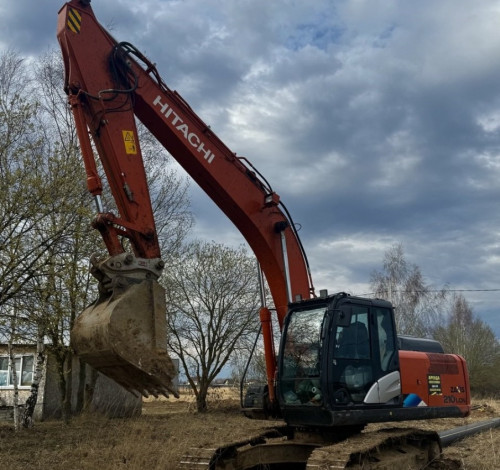 Гусеничный экскаватор Hitachi ZX210LCN