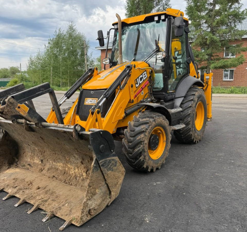 Экскаватор-погрузчик JCB 3СХ