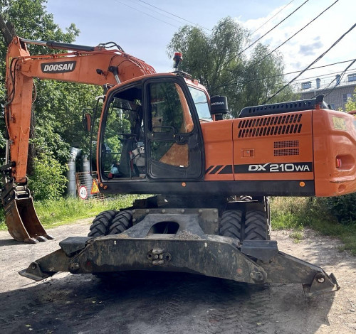 Колесный экскаватор Doosan S210W